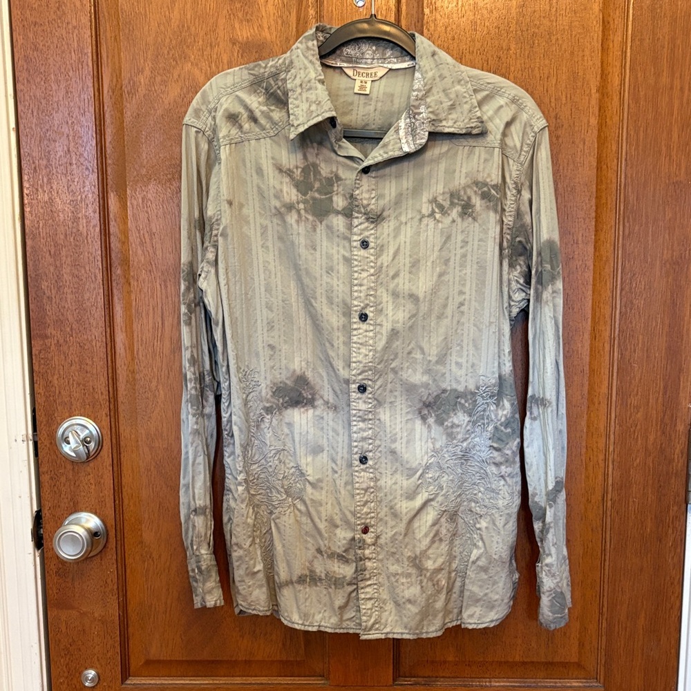 Decree Gray Button Down Shirt Size M